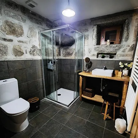 Cardenha Da Bessada Farm stay *