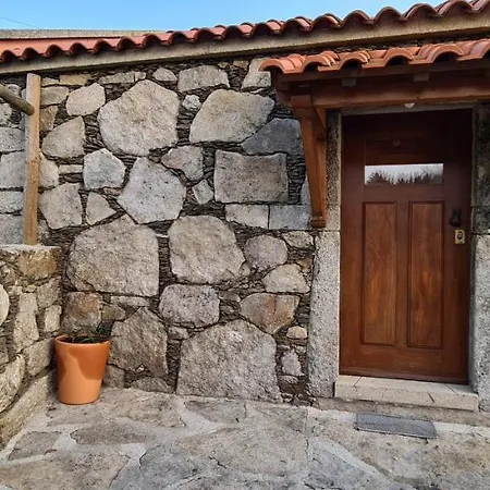 Cardenha Da Bessada Farm stay *